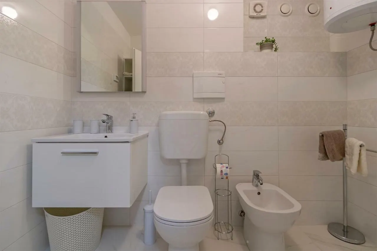 Colosseum Apartment Pula